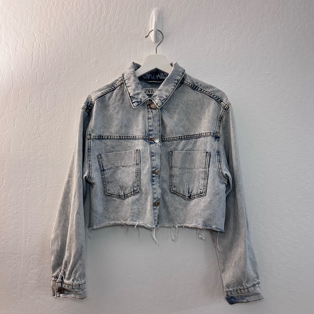 Zara Denim/Jean Cropped Jacket